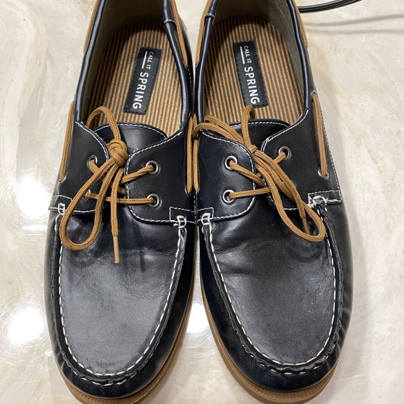 Call it spring shoes - Picture 2 of 3